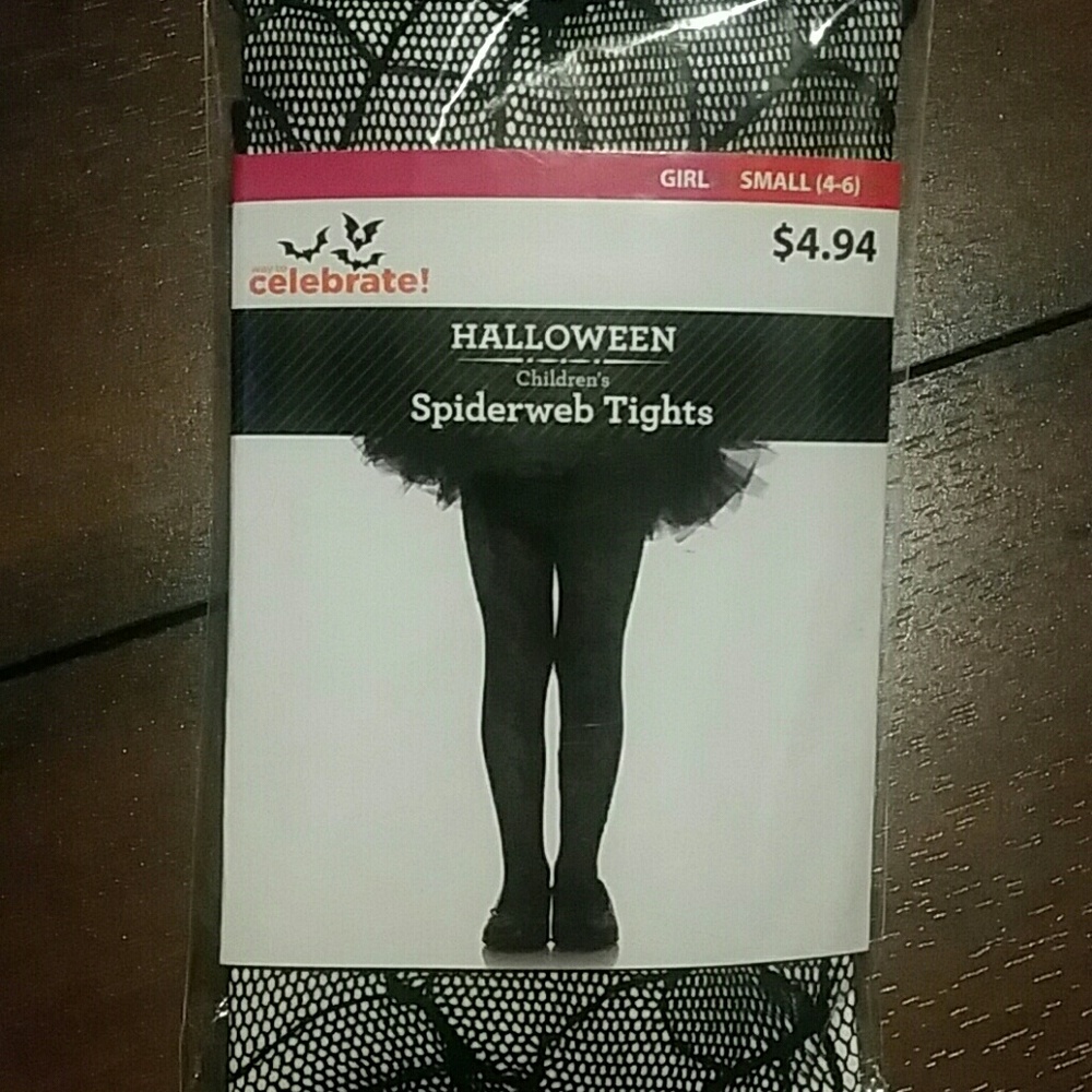 Spider web tights & cute pink wallet